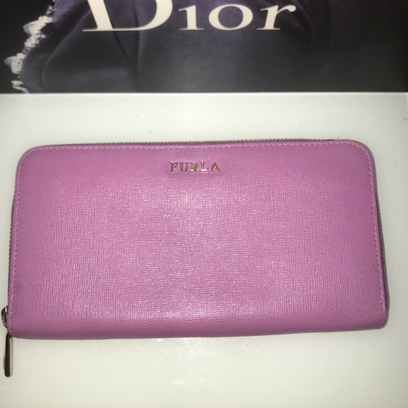 FurlaPink zip up wallet